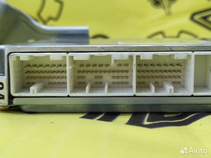 Блок управления двс Toyota Camry ACV30 2AZ-FE