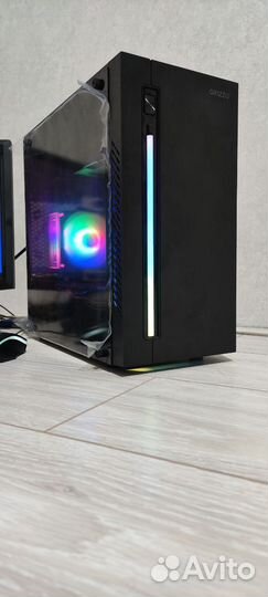 Персональный Пк на intel i3 (amd 570 8г новая)