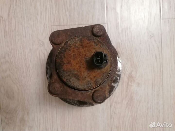 Задняя ступица тойота Gaia