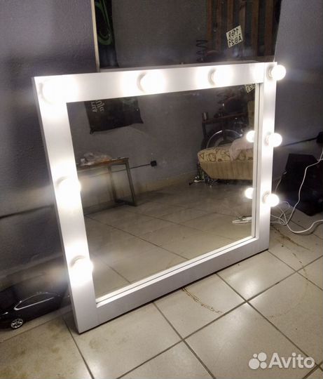 Зеркало гримерное с подсветкой 90х80