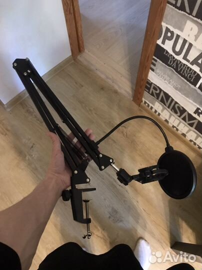 Пантограф для микрофона