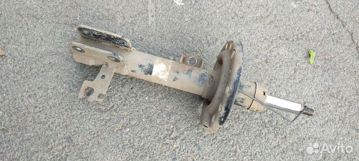 Стойки бу передние опель вектра с