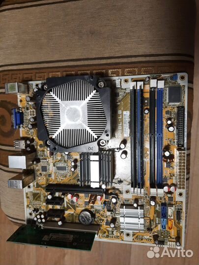 Материнская плата 775