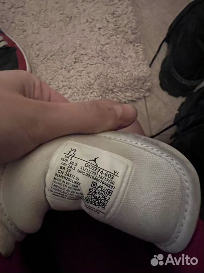 Nike air jordan low