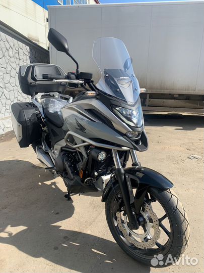 Оригинальное ветровое стекло на Honda NC 750