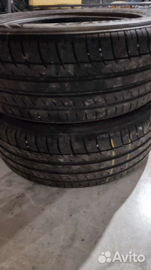 Triangle EffeXSport TH202 235/55 R17 20C