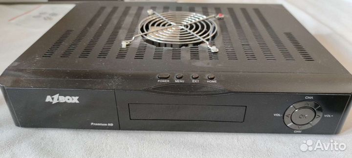 Спутниковый ресивер AzBox Premium HD