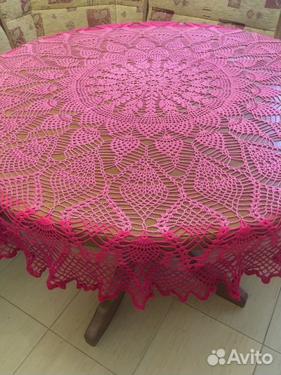 Скатерть круглая вязаная