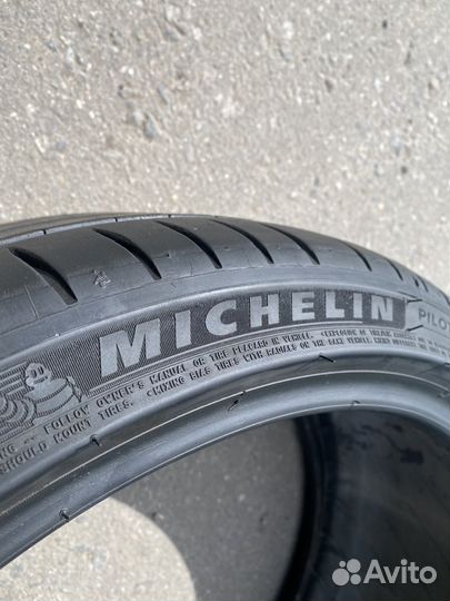 Michelin Pilot Sport 4 225/40 R19 93Y