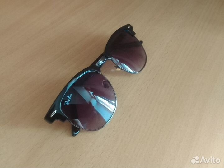 Солнцезащитные очки ray ban
