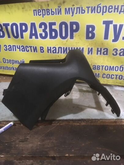 Рамка центральная в торпедо Nissan Primera P12