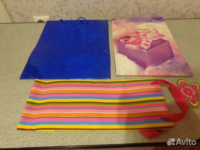 Подарочная коробка упаковка