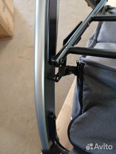 Коляска-трансформер Luxmom 600G 3в1,дефекты