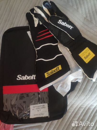 Экипировка для автоспорта. Омологация FIA