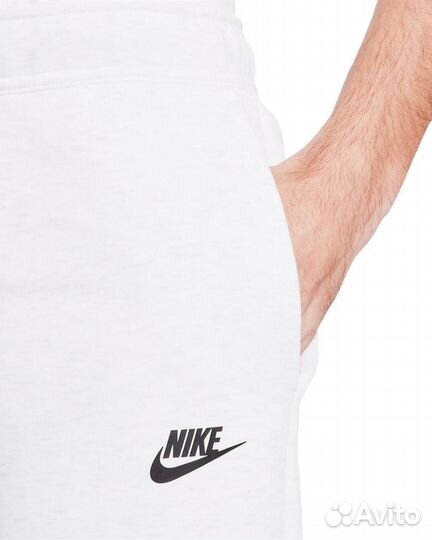 Шорты Nike Tech Fleece Белые