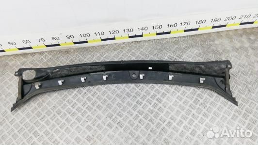 Накладка декоративная (жабо, дождевик) dacia sande