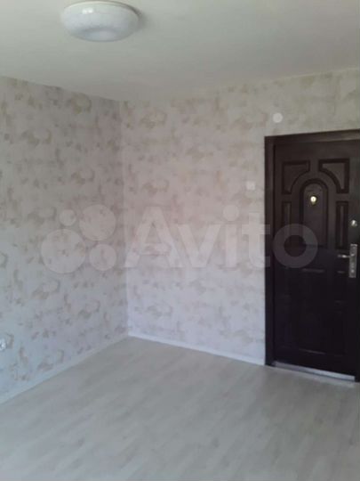 Комната 13 м² в 6-к., 3/5 эт.