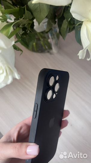 Чехол на iPhone 13 pro
