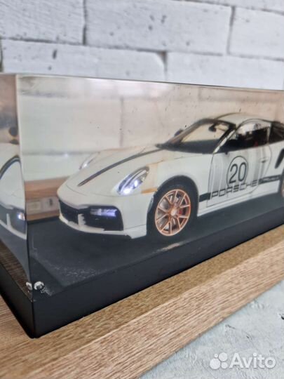 Эксклюзивный интерьерный светильник Porsche