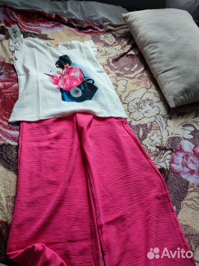 Костюм для девочки новый