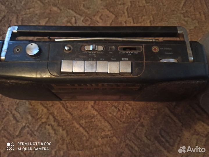 Кассетный магнитофон