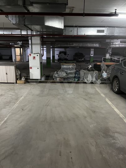 Машиноместо, 16 м²