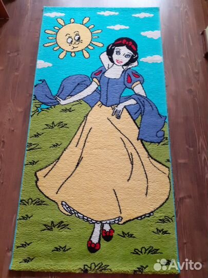 Ковер в детскую