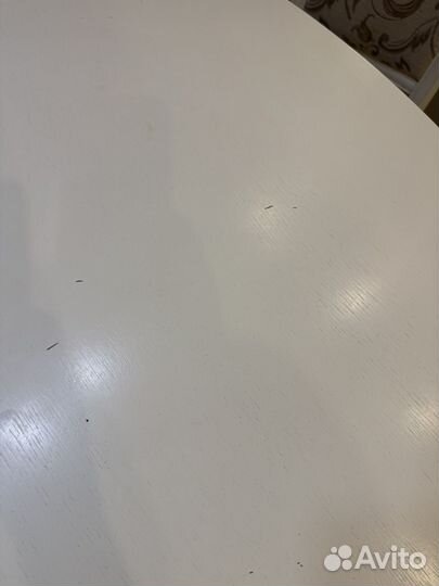 Обеденный стол и 4 стула