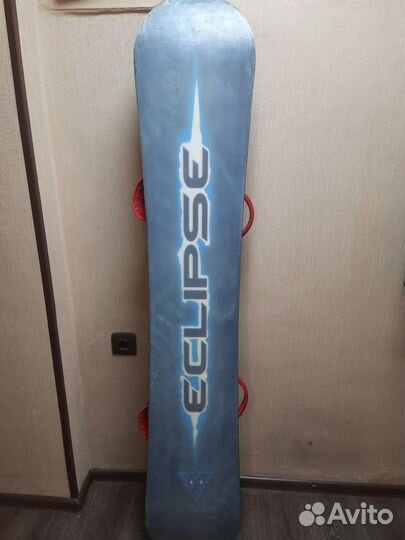 Сноуборд с креплениями