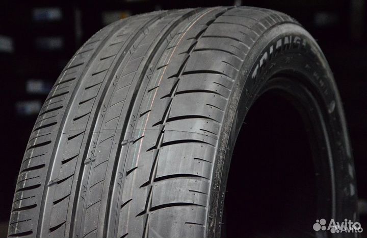 Triangle Sports TH201 255/30 R20