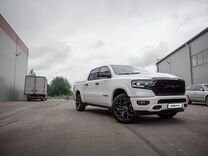 Dodge Ram 5.7 AT, 2023, 12 360 км, с пробегом, цена 10 290 000 руб.