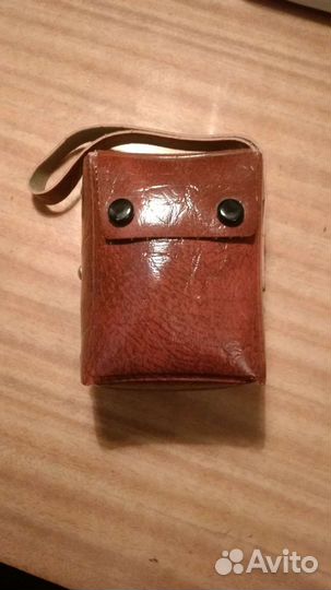 Фотовспышка Saulute в родном чехле