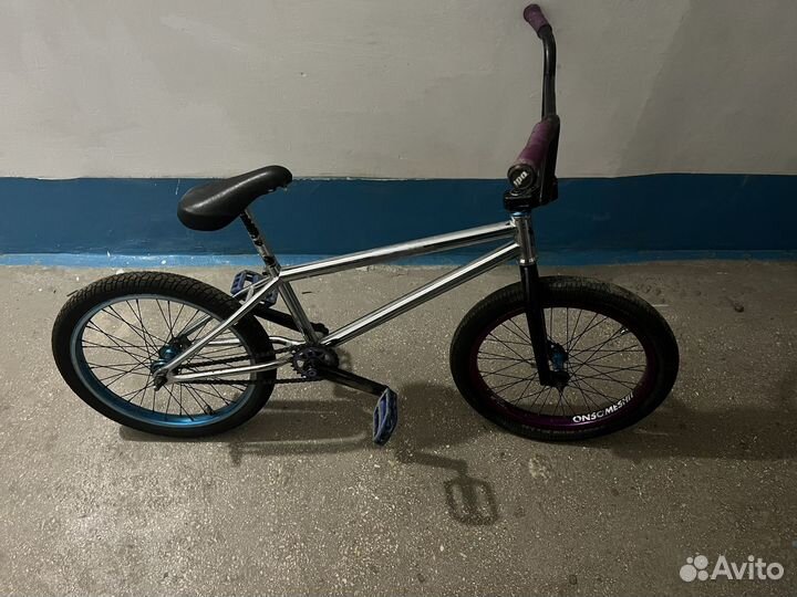 Трюковой велосипед bmx кастом