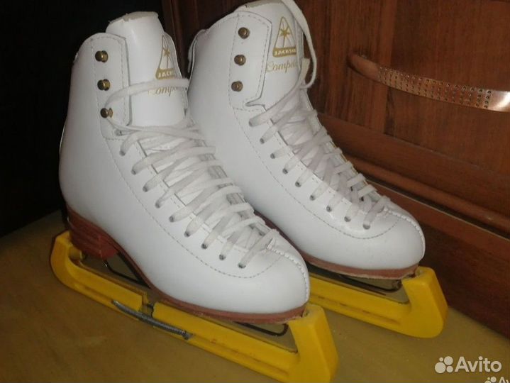 Коньки фигурные детские профессиональные