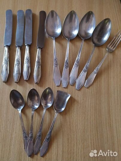 Антикварный набор столовых приборов
