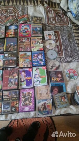 Dvd Rolsen RDV-4009, DVD диски мультфильмы фильмы