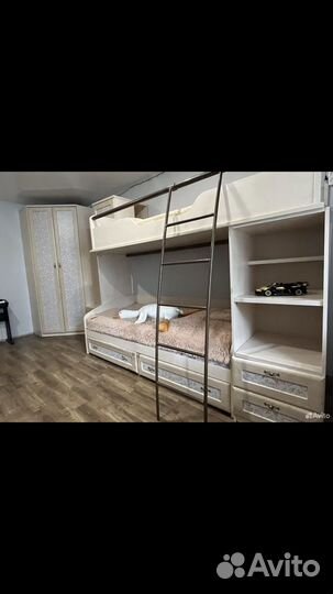 Комплект мебели для детской