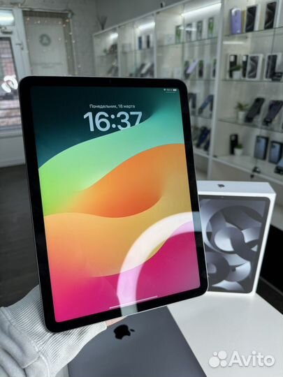 Apple iPad air 5 64gb идеал аккб 100