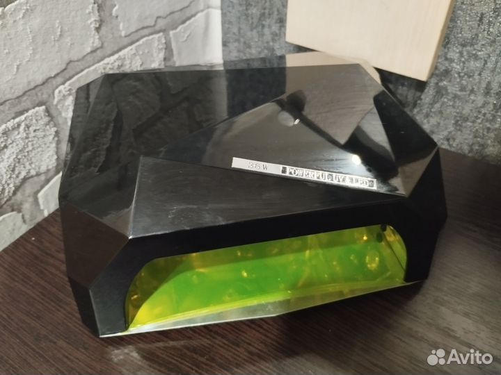 Маникюрный набор с лампой