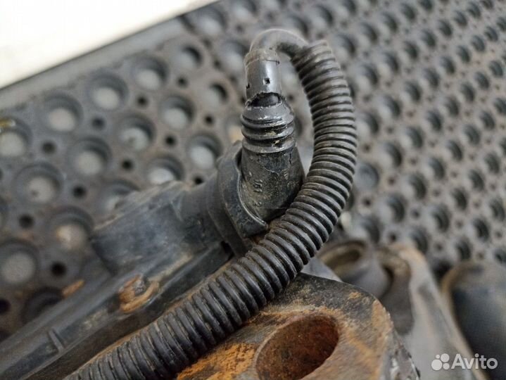 Суппорт передний левый / задний правый