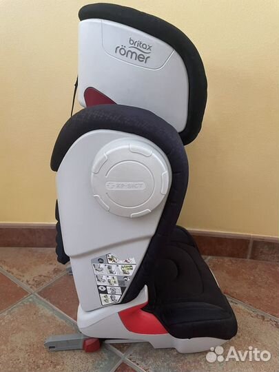 Автокресло britax romer
