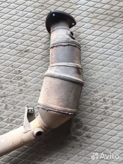 Приёмная труба глушителя правая Audi A8 D3 4.2