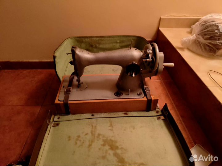Швейная машинка 2м-34.Подольск