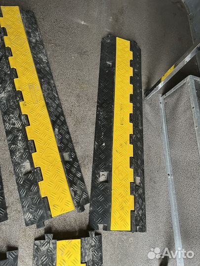 Кабельный мост резиновый ккр 2-12 (1000мм)