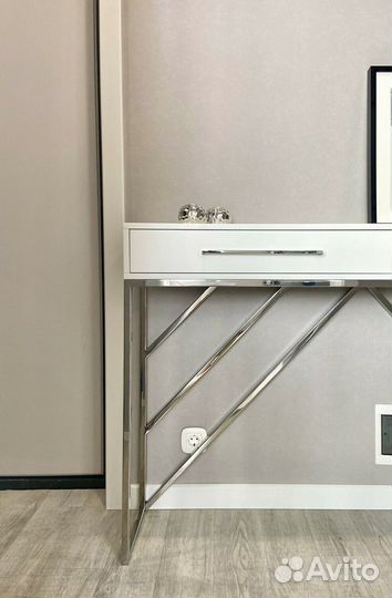 Консоль 150*30см на каркасе сталь