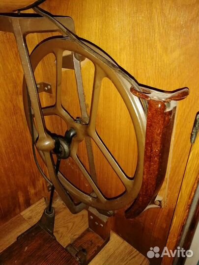 Швейная машина ножная Подольск