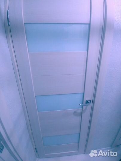 Дверь новая 70*210