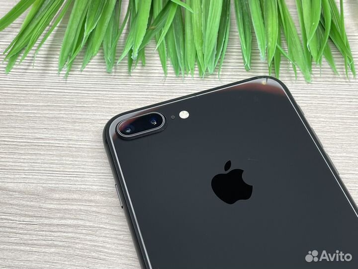 iPhone 8 Plus 256GB Black (околоидеал)