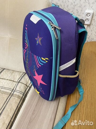 Школьный рюкзак с ортопедической спинкой