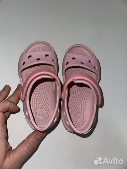 Сандали crocs c8